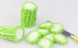 喝苦瓜汁能减肥吗